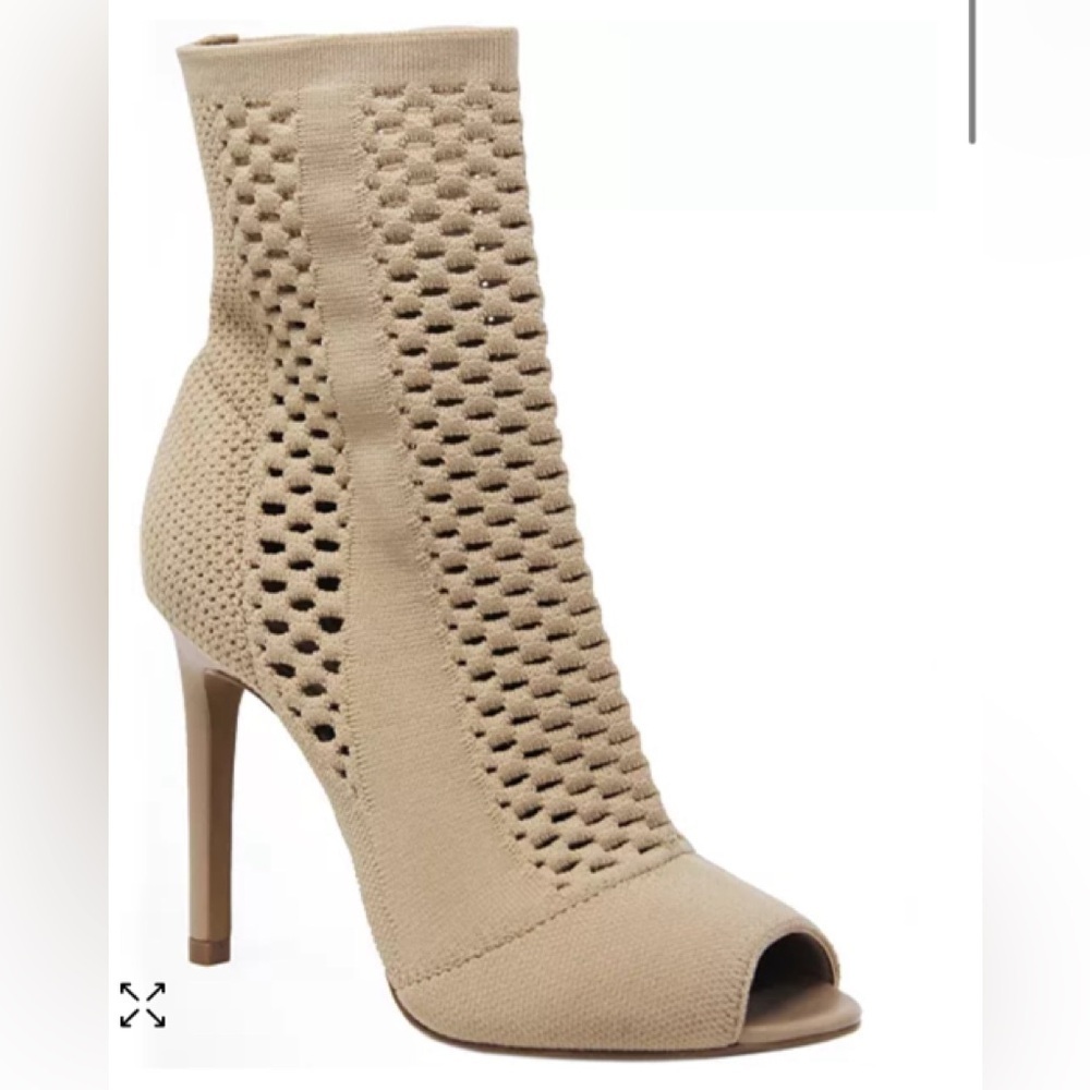Charles David Inspector Perforated Stretch Booties Tan Size 8 Boots